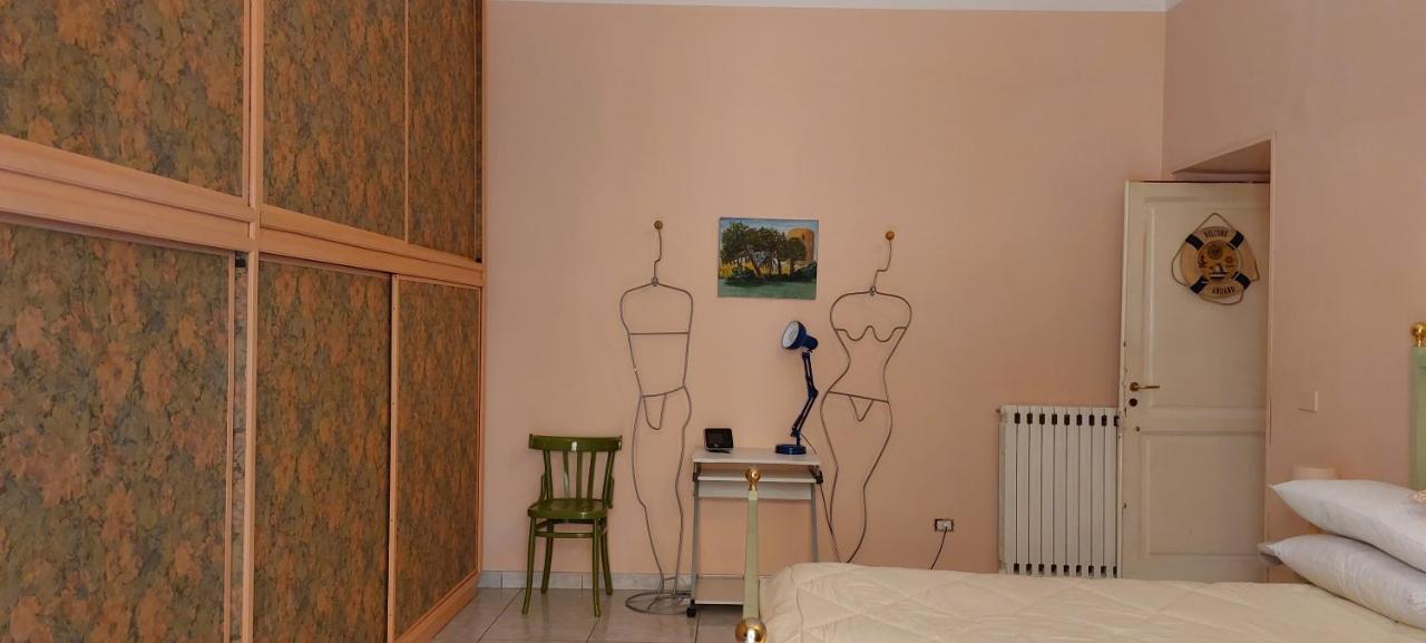 Appartamento A Cas' E Mari Naples Exterior photo